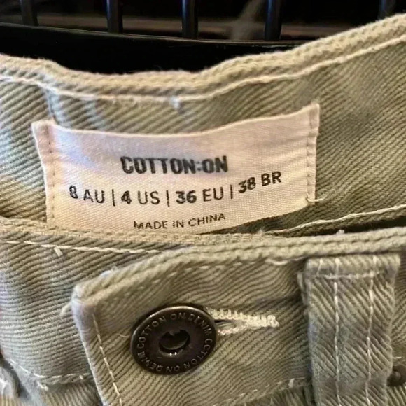 Cotton On High Rise Mom Shorts-Sz 4 - Picture 2 of 6